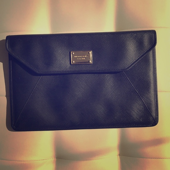 MICHAEL Michael Kors Accessories Michael Kors Black Leather Laptop Case Sleeve Poshmark